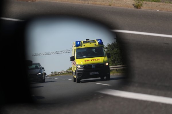 Teška prometna nesreća kod Sinja, ozlijeđeno više osoba