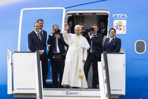 Papa Lav XIV.