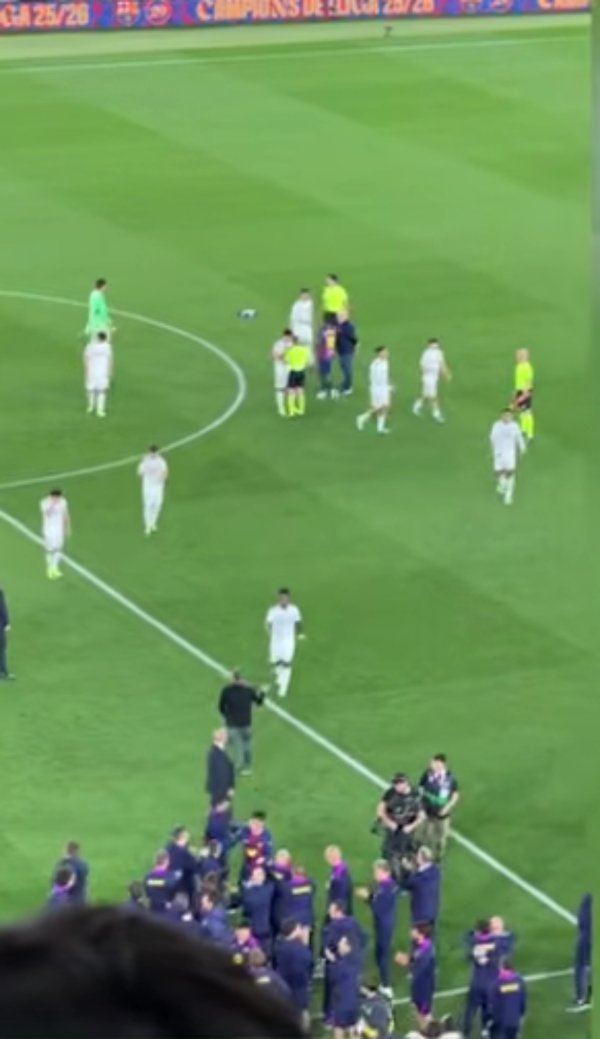 Kamere snimile što je Vinicius napravio odmah nakon što je Barca razbila Real i uzela naslov: Španjolska je ostala iznenađena