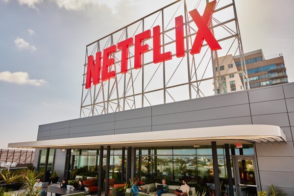 Producent tuži Netflix za 105 milijuna dolara zbog krađe filma s Nicolasom Cageom
