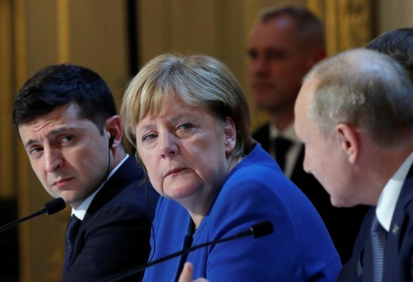Volodimir Zelenski, Angela Merkel i Vladimir Putin 2019.