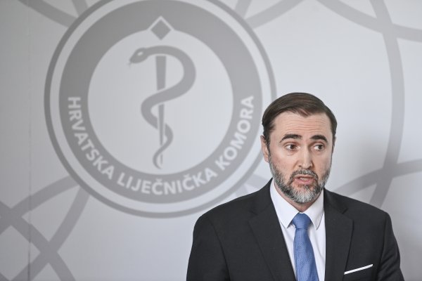Krešimir Luetić