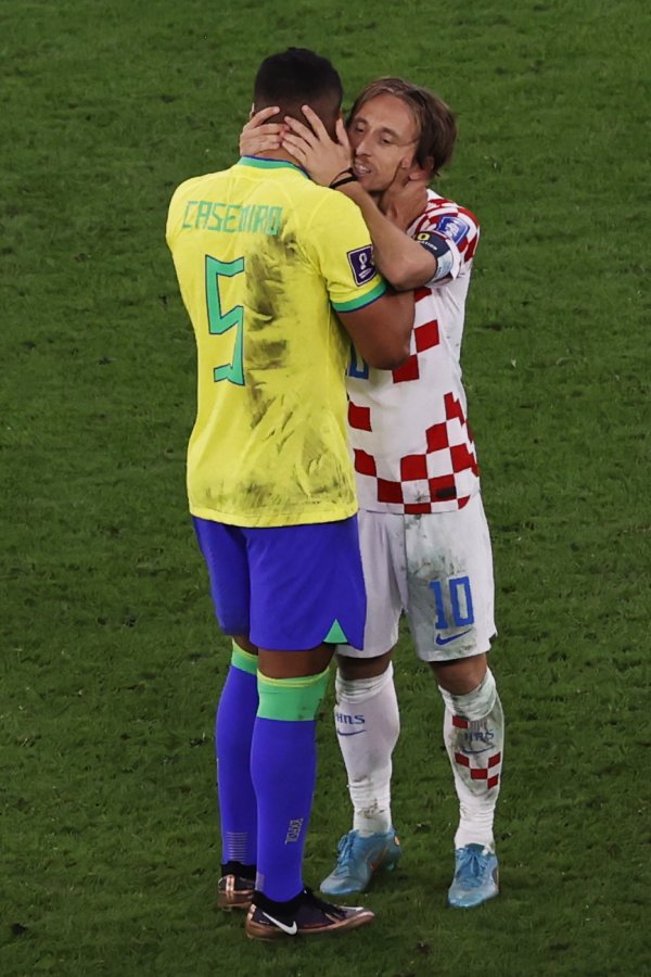 Casemiro oduševio anegdotom o Modriću: 'Govorili smo Luki da je previše popio!'