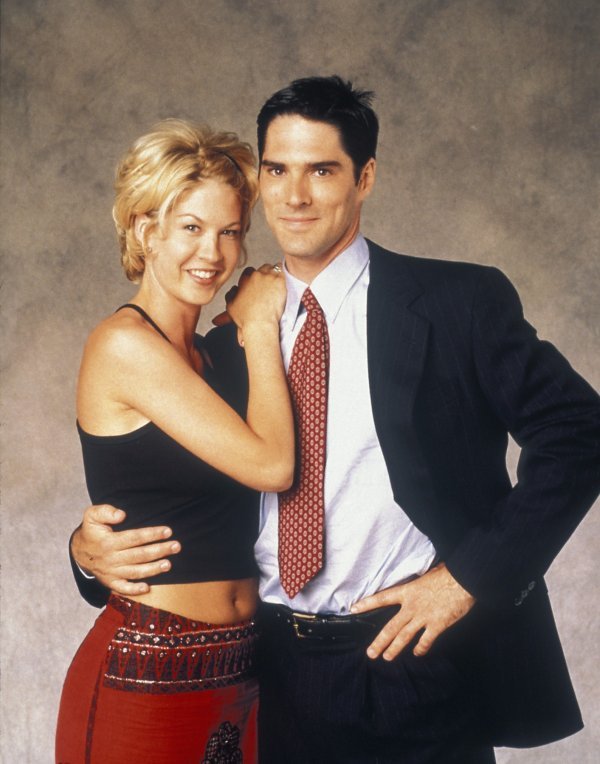 Jenna Elfman i Thomas Gibson u seriji Dharma&Greg