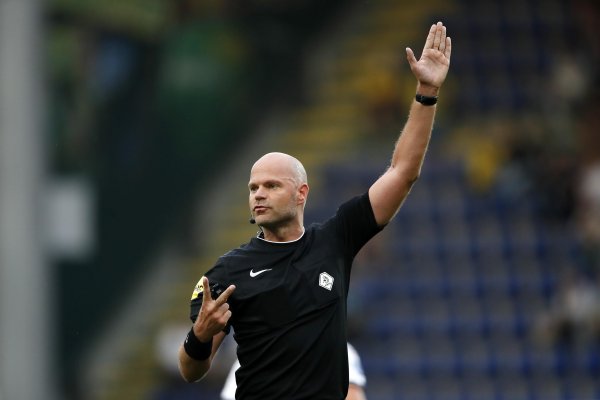 Veliki skandal uoči SP-a: VAR sudac uhićen u Engleskoj, FIFA ga prekrižila
