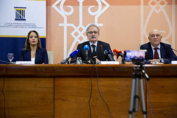 Jedna od ranijih konferencija za medije ustavnog suda BiH