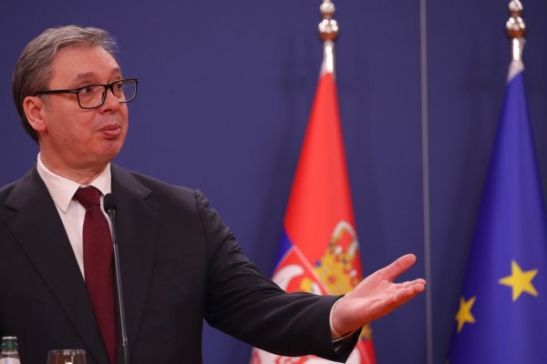 Vučić započeo verbalni sukob sa susjedima: 'Pljunuo bih sebi u lice'