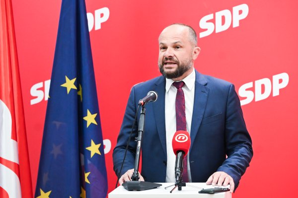 Hajdaš Dončić: 'Nudimo novi razvojni model Hrvatske. Koalicija je beton'