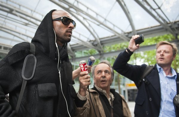Anelka na pariškom aerodromu nakon izbacivanja