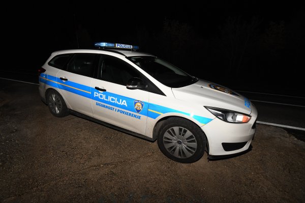 Stravična noć u Drnišu: Ustrijelio 19-godišnjeg dostavljača i pobjegao