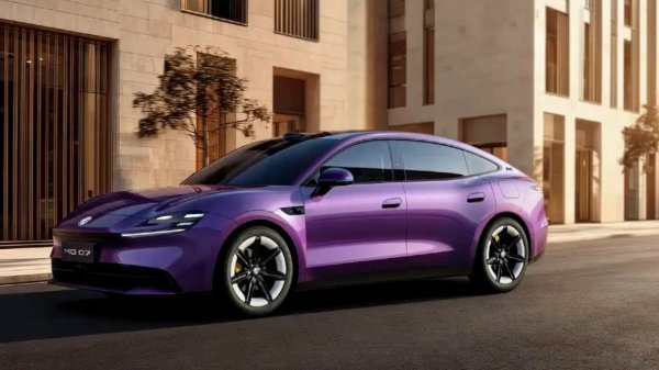 Izgleda kao Porsche, a košta samo 16.300 eura