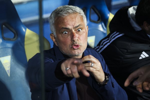 Mourinho sprema prvi udarac Barceloni. Evo koga želi dovesti na Bernabeu