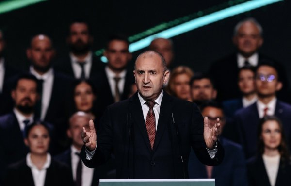Bivši predsjednik Radev postao je premijer i stabilizirao vlast