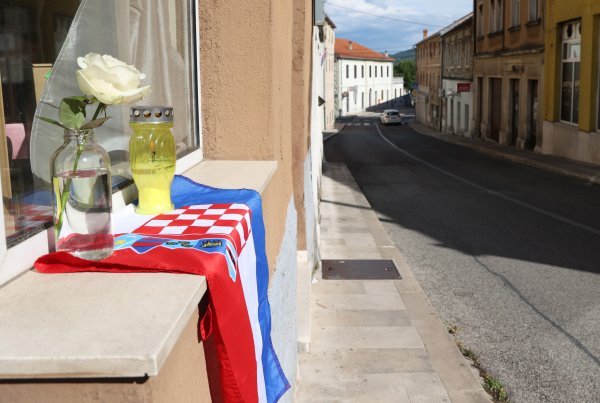 U Varaždinu održan tihi prosvjed u spomen na ubijenog Luku Milovca