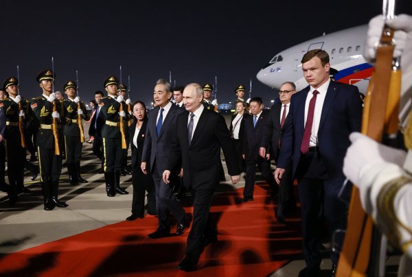 VIDEO Putin stigao u Peking. Evo kako su ga dočekali
