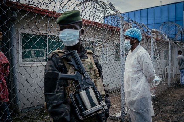 Uganda zbog ebole zatvorila granicu s Kongom