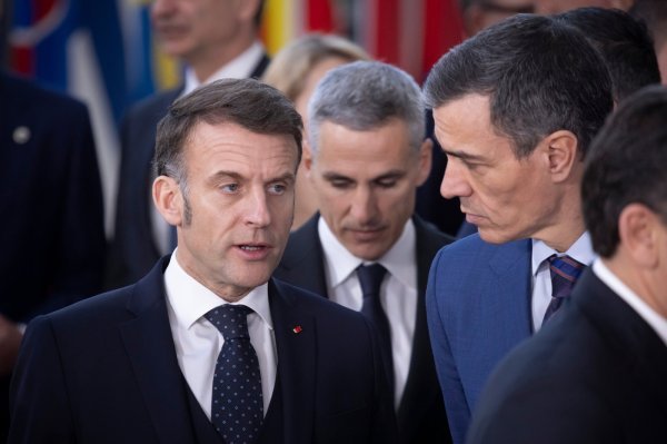 Britanski premijer iznenada odstupio s dužnosti, Macron mu poslao emotivnu poruku: 'Hvala ti...'