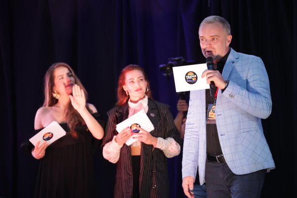 Ana Uršula Najev i Petra Kraljev