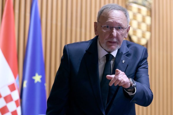 Davor Božinović