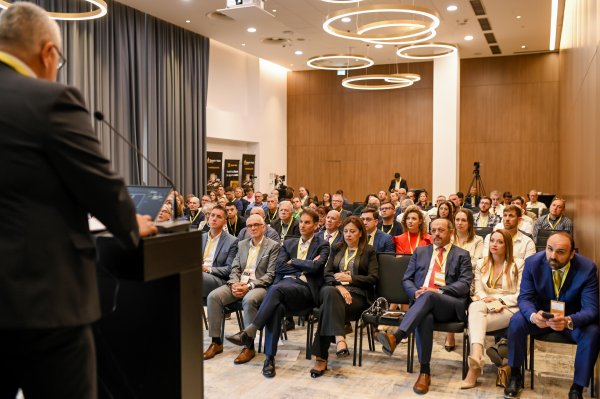 Konferencija Cro Gold
