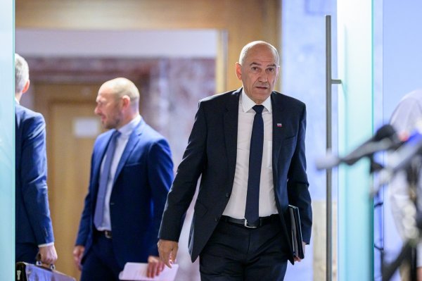 Janez Janša vraća se na čelo slovenske vlade. Koliko će izdržati?