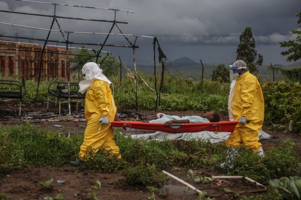 Dramatično upozorenje WHO-a: Epidemija ebole u Kongu izmiče kontroli