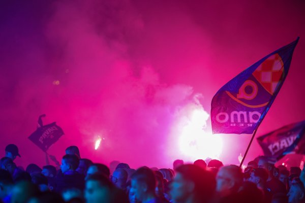 Sramotne scene s Maksimira: Pogledajte kako navijači Dinama pjevaju 'Umri Livaja'