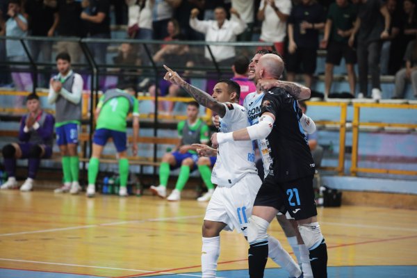 Rijeka nakon futsal trilera i kaosa na korak do povijesnog naslova: Pogledajte ludnicu