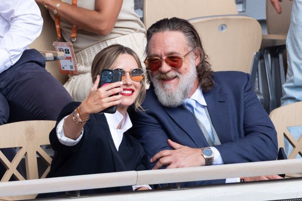 Britney Theriot i Russell Crowe