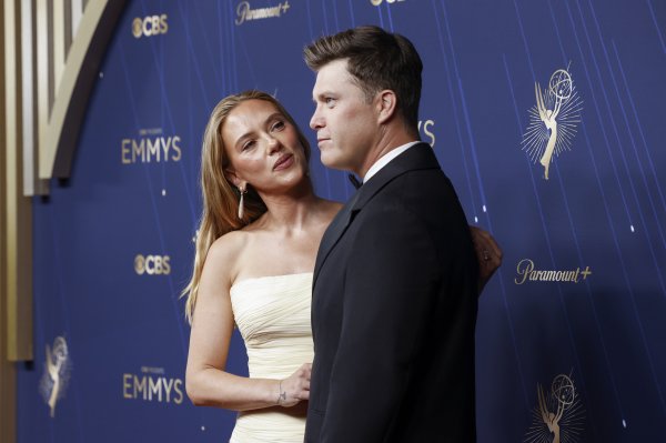 Scarlett Johansson i Colin Jost