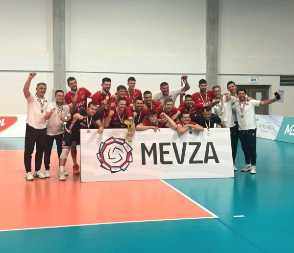 Hrvatska odbojka na vrhu: Zlato odbojkaša i srebro odbojkašica!