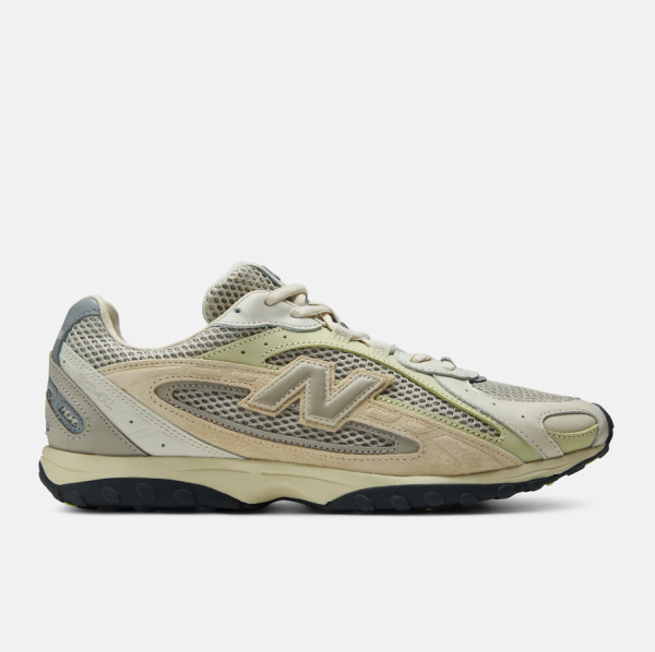 Auralee x New Balance 204L