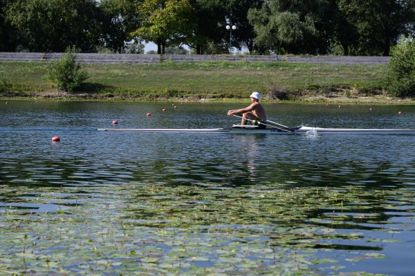 Jezero Jarun svake se godine bori s istim problemom