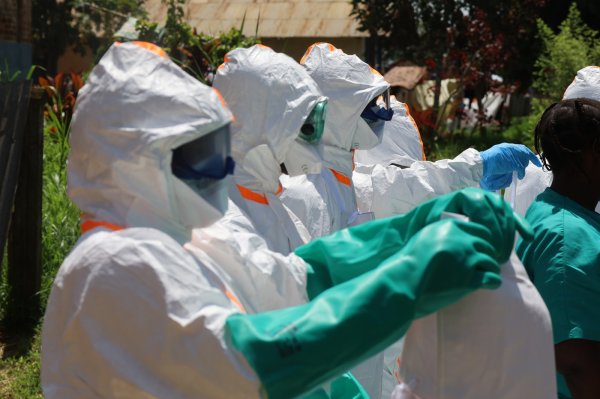 SAD zabrinut zbog ebole: Ulaže još 80 milijuna dolara za borbu protiv epidemije