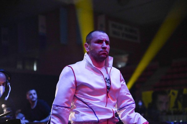 Spektakl u Beogradu: Hrvatski boksač nokautirao Vasu Bakočevića u prvoj rundi u svom MMA debiju