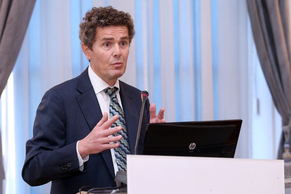 Dubravko Mihaljek smatra da mirovinski fondovi imaju kapitala za financiranje priuštivog stanovanja