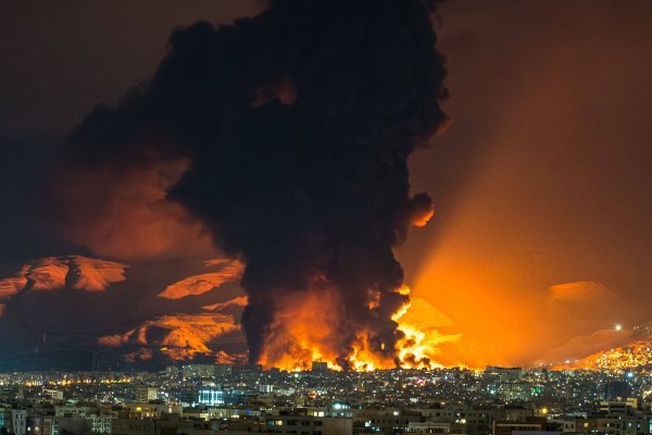 Samo jedan dan napada na iranske rafinerije oslobodio je više sumpornog dioksida od vulkanske erupcije