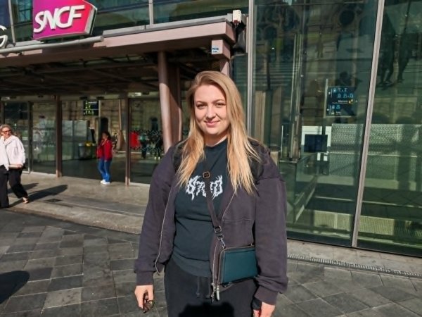 Lauren, redovna putnica TGV-a otkriva da i ova željeznica zna kasniti