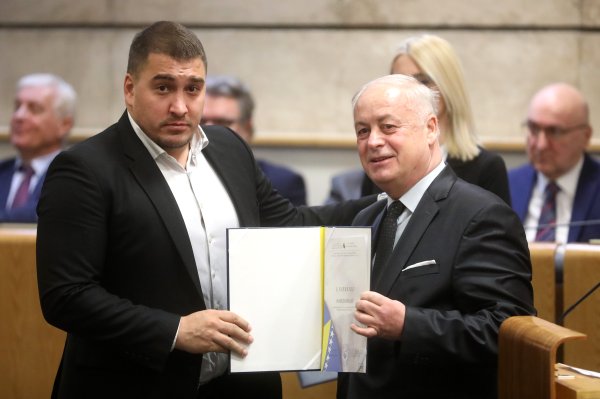 Zahiragić prilikom prisege za izbor u parlament Federacije BiH