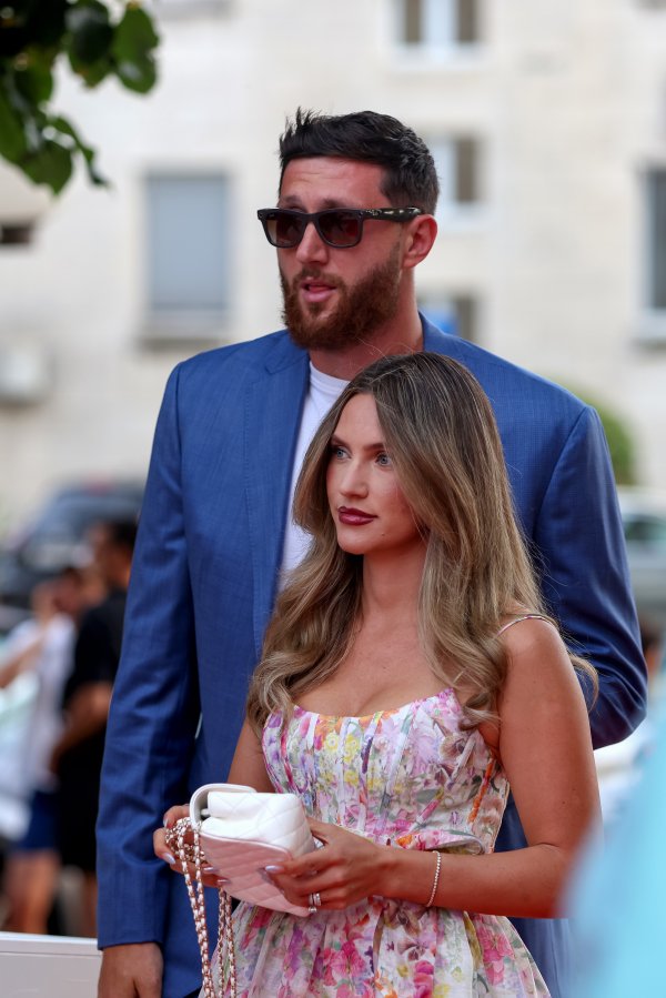 Jusuf Nurkić, Emina Nurkić