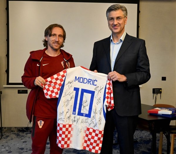 Luka Modrić i Andrej Plenković
