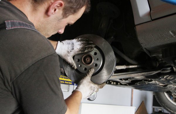 Japanci u šoku nakon što su rastavili jeftini kineski auto