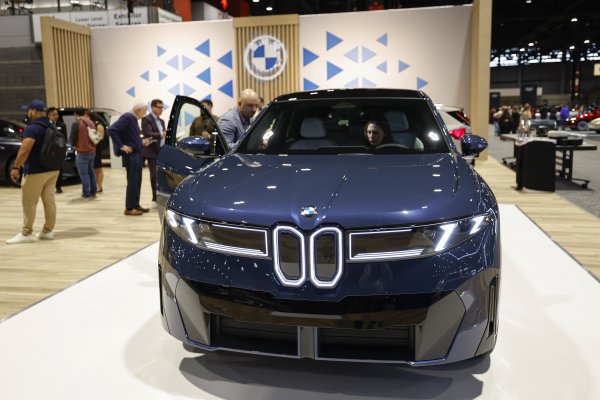 Tek je stigao, a već drugi put ide na opoziv: Novi BMW ima novi problem