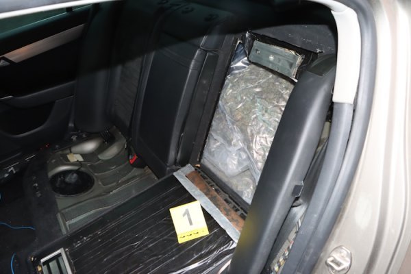 FOTO Zagrebačka policija zaustavila automobil slovenskih oznaka: Pogledajte što su pronašli kada su ga otvorili