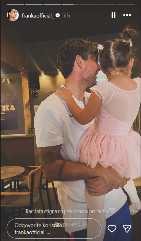 Frankin suprug Vedran Ćorluka s kćerkicom