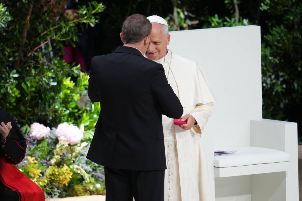 Antonio Banderas i papa Lav