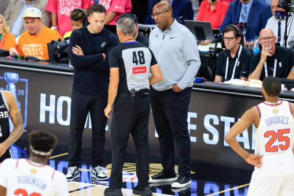 Mike Brown nakon poraza žestoko udario po sucima: 'Nikad nisam mislio da ću ovo reći'
