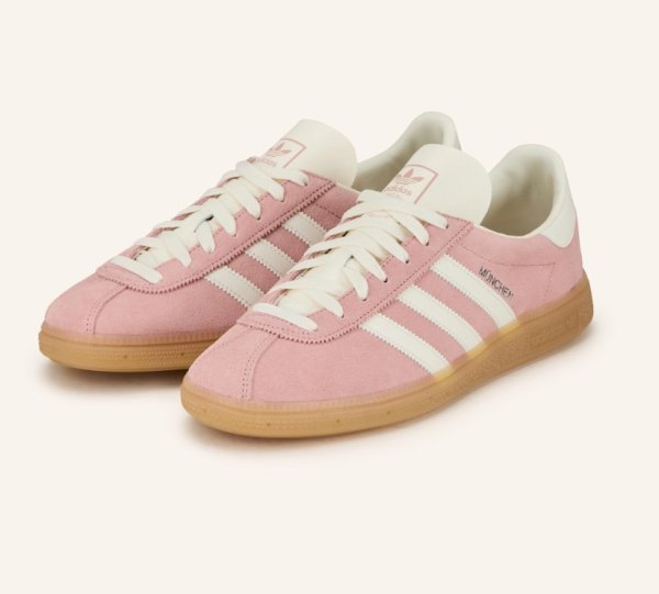 Adidas, model München, 79,99 eura