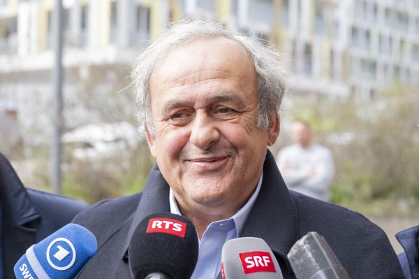 Platini tužio FIFA-u: Traži odštetu i optužuje Infantina