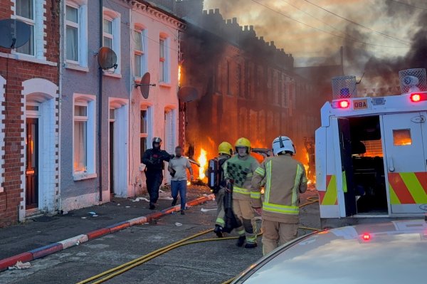 Neredi u Belfastu